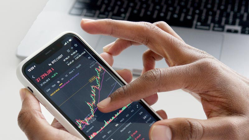 How professional knowledge of the global currency markets could make the world of difference to your bottom line